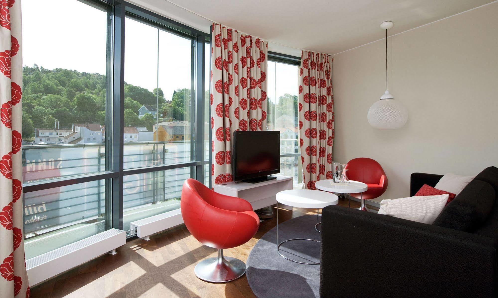 Thon Hotel Halden Exterior foto